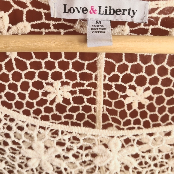 Knit Crop Top - Picture 2 of 4